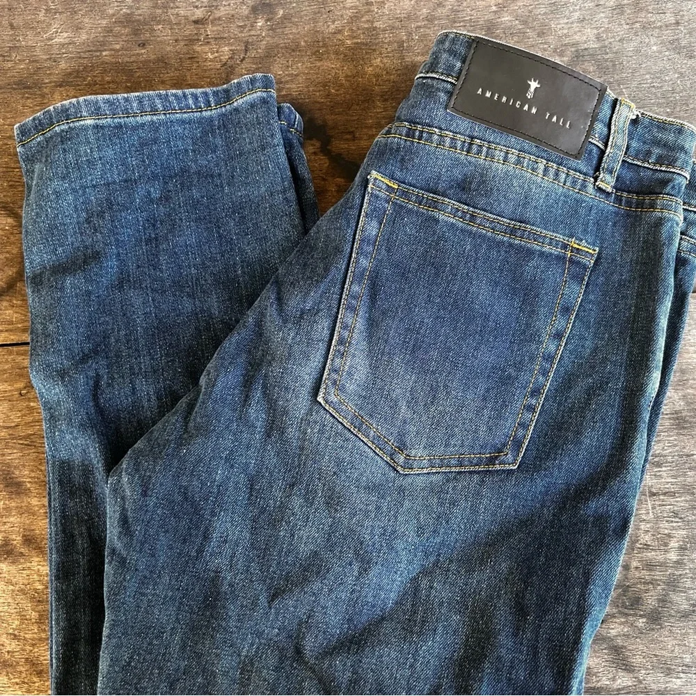 American Tall Jeans Mens Sz  32x37 Carmen Faded Mid Rise Tapered Stretch Denim